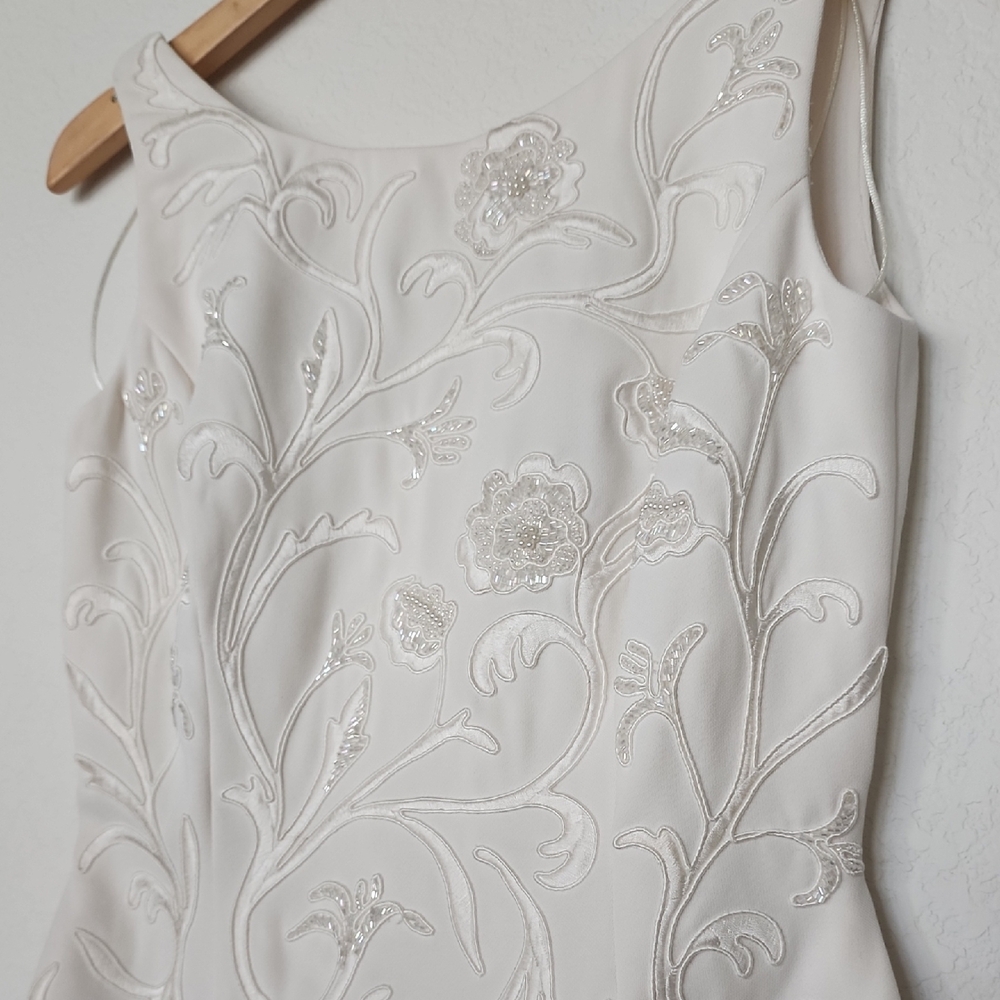 Carmen Marc Valvo White Embroidered Mini Dress